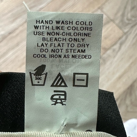 Dialogue Standing V-neck Lined Bodice Lace Top Sz L NWT IVORY A36225 - Picture 6 of 6